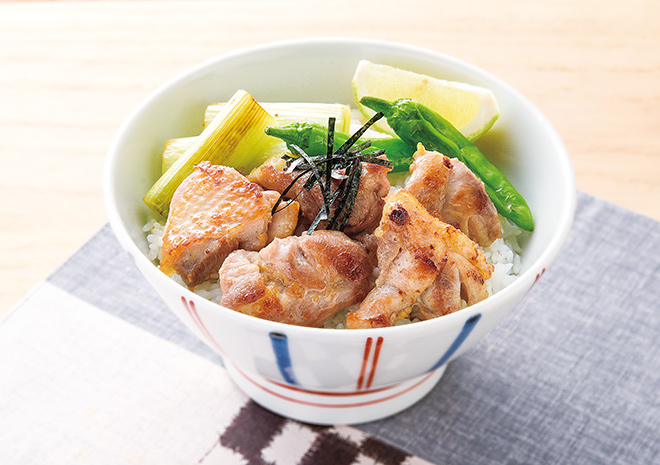 焼き鳥丼のレシピ 作り方：白ごはん.com