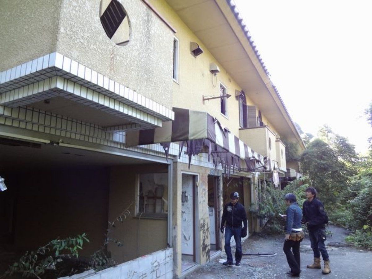 千葉 心霊スポット？廃ホテル、油井グランドホテル ホテル活魚 跡を散歩！│一人旅研究会