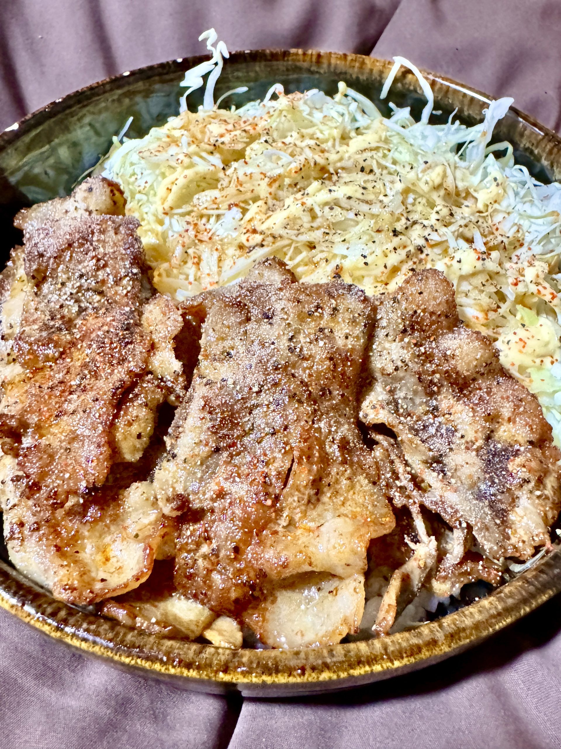 キャベツと椎茸と豚バラのスタミナさっぱり炒め 白だし使用 ﻿