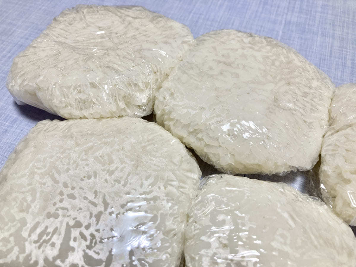 どのくらい日持ちするの？ 炊き込みご飯の冷凍方法と保存期間とは - 急速冷凍機の厳選比較サイト「春夏秋凍」