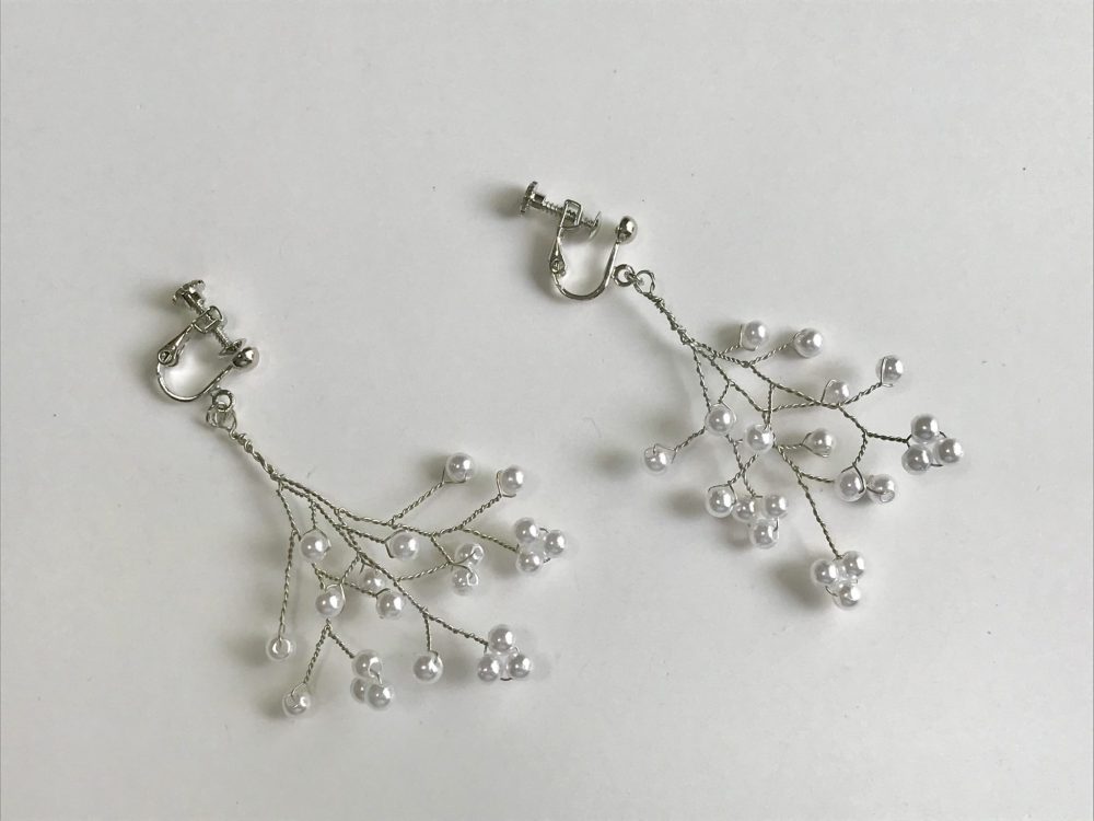 一粒ビーズで作る簡単ピアスの作り方・材料上品なアクセサリー！ビーズAll About