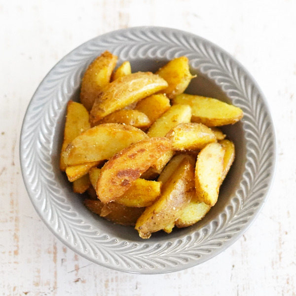 大さじ１杯まぶしてみて！ フライドポテトが『店の味』になる裏ワザが？ – grapeグレイプ