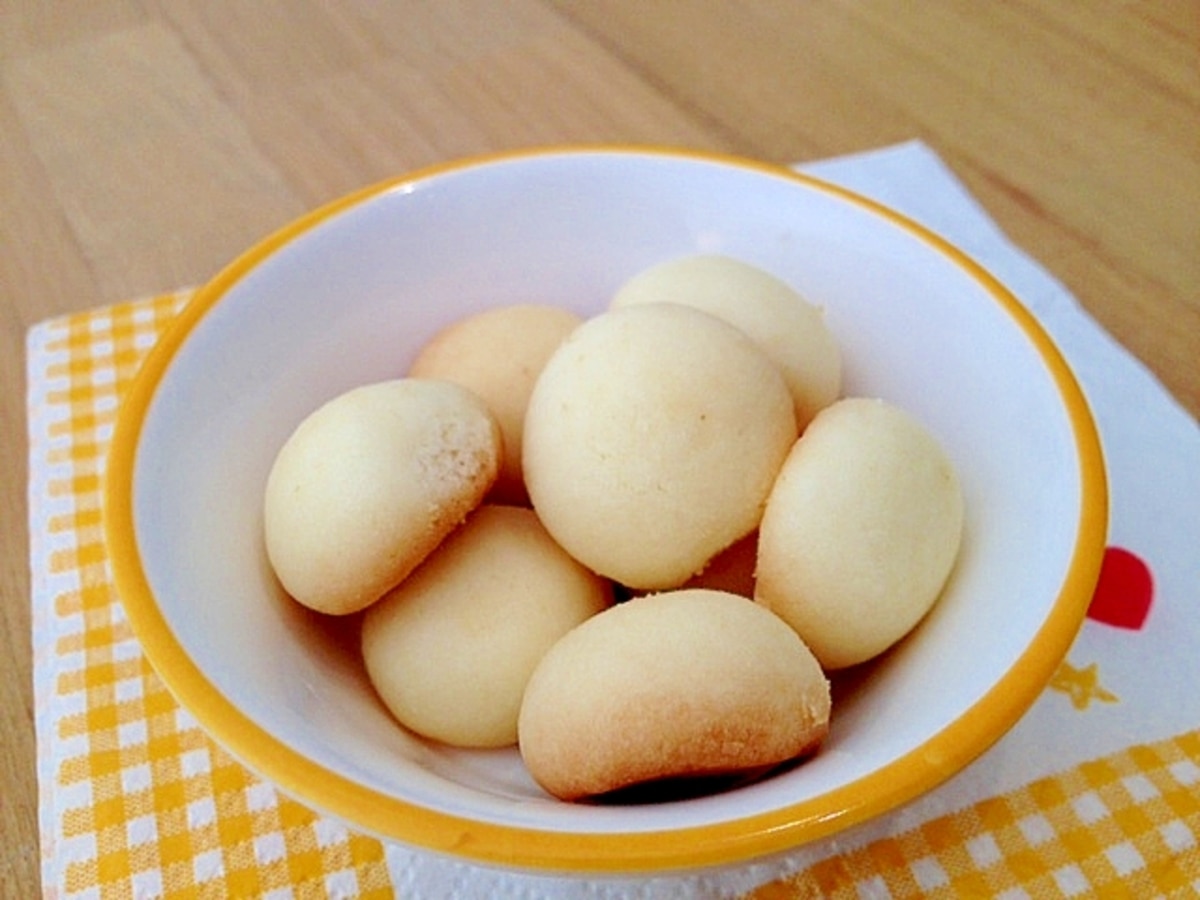 片栗粉とごまでサクサク！米粉クッキー♪バターなしアーモンドプードルなし