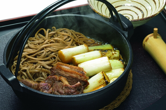 意外と簡単！年越しそばに白だし鴨南蛮そば by ☆ガンガン☆クックパッド簡単おいしいみんなのレシピが392万品