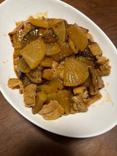 玉ねぎと豚肉のソテー うまみおろしソース