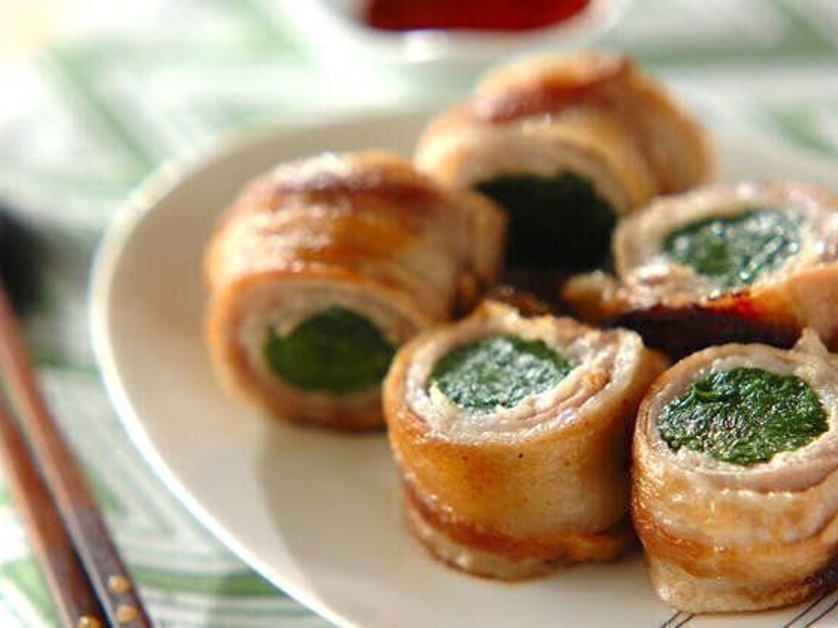 おはようございます～☀, 今日紹介する作り置きおかずは、, ニラともやしのピリ辛炒めです！, ニラともやしを使った楽ちんメニューになっています😊,パパっとできちゃうお手軽レシピなので、, あと一品欲しいっていうときにオススメです！, ピリ辛な感じがご飯やお酒に合うので、,あてとしてもいいかもしれないですね😚, すごく簡単なのでぜひぜひ作ってみてください！, .,