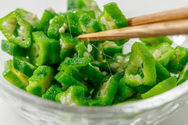 ネバネバ野菜の種類11選を一覧で！効果・効能や活用レシピも紹介