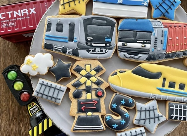 新幹線3台付き！ 選べる新幹線アイシングクッキーセット クッキー にじいろクッキー 通販 15725199Creema クリーマ