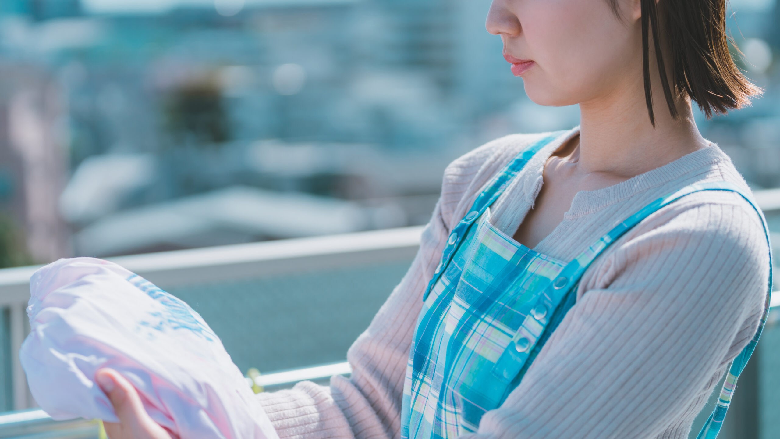 服についたチョコレートの汚れを落とす方法は？ – GOELIA