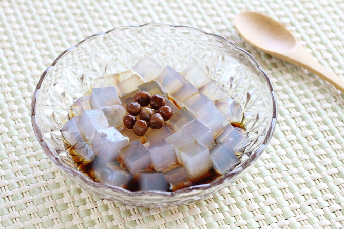 知られざるあんみつの歴史 みつ豆、豆かんと何が違う？ 実は主役!?赤えんどう豆の栄養についてもところてんの伊豆河童