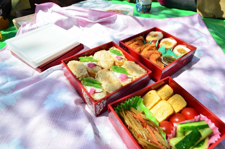 お花見に手作り弁当を♡ 料理初心者にも簡単！ ごはん・おかず＆デザート簡単レシピ9選Oggi.jp