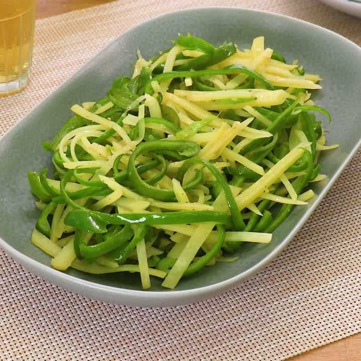 いつものプレーンヨーグルトで出来る！, もっちり濃厚なグリークヨーグルトの作り方🥰, もっちりねっちり濃厚🤎, おうちで食べられます🫶, .,., ., ., .,グリークヨーグルトグリークヨーグルトボウル韓国カフェ韓国スイーツ水切りヨーグルトギリシャヨーグルトおうちカフェ簡単スイーツ簡単おやつ簡単レシピYogurtgreekyogurt