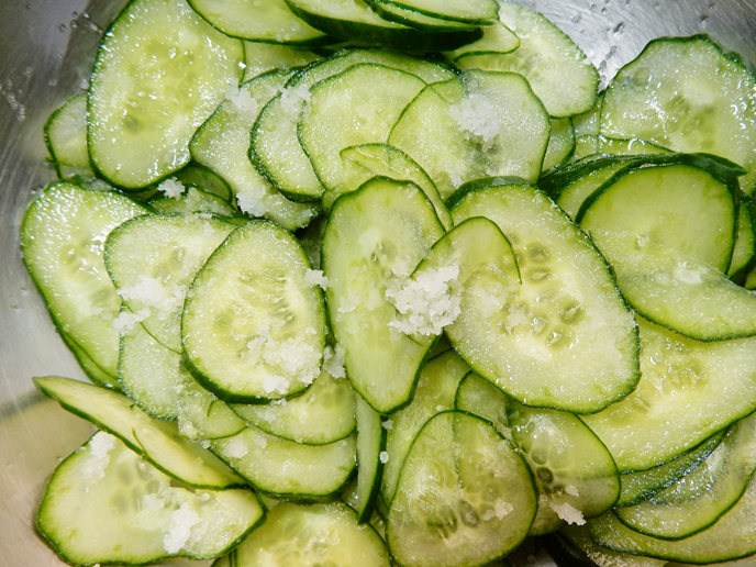 きゅうりの板ずり - 野菜の下ごしらえ 料理の基礎レシピサイトNadia