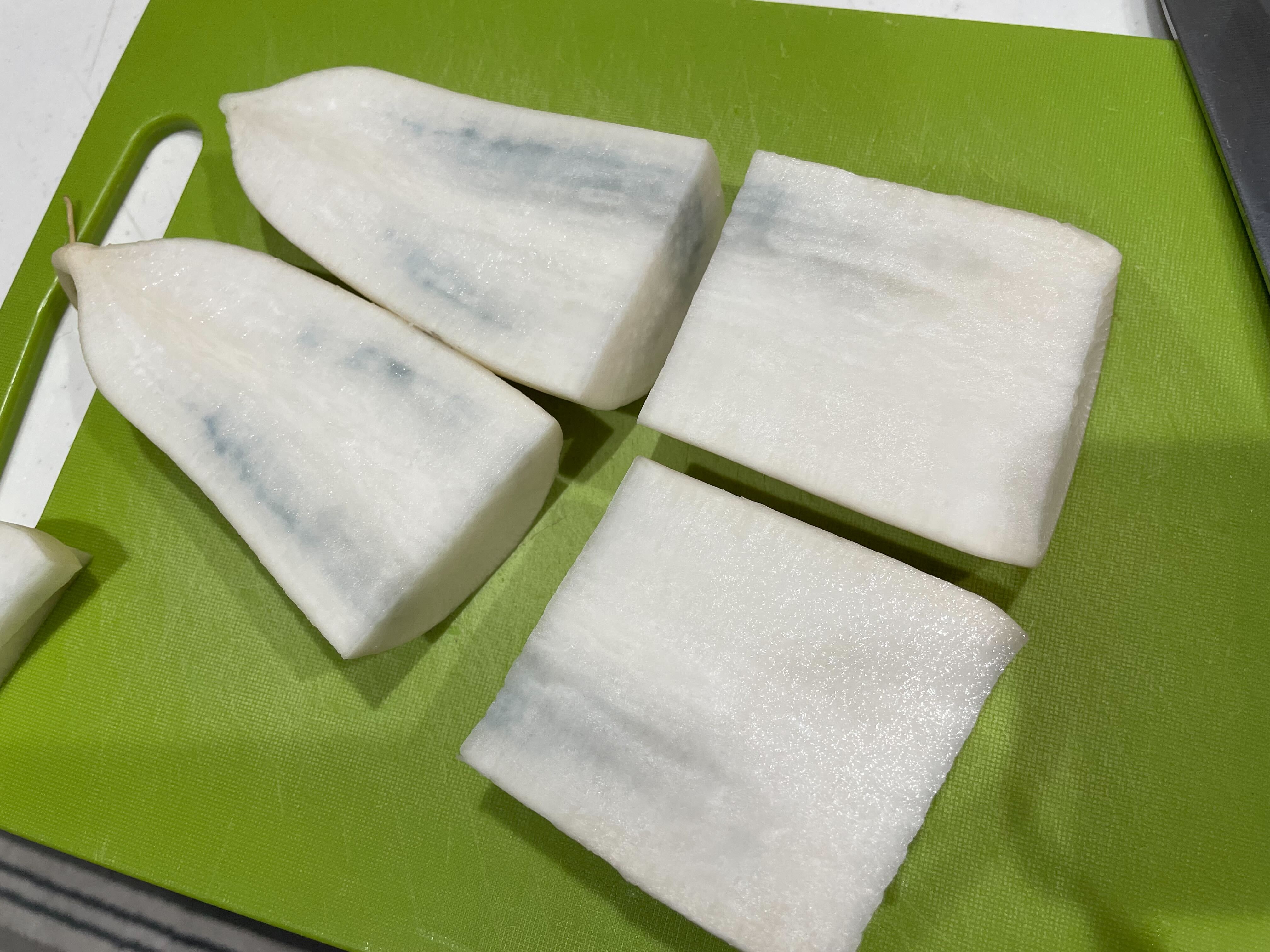 中が青い大根 : 私の旅はこんな旅