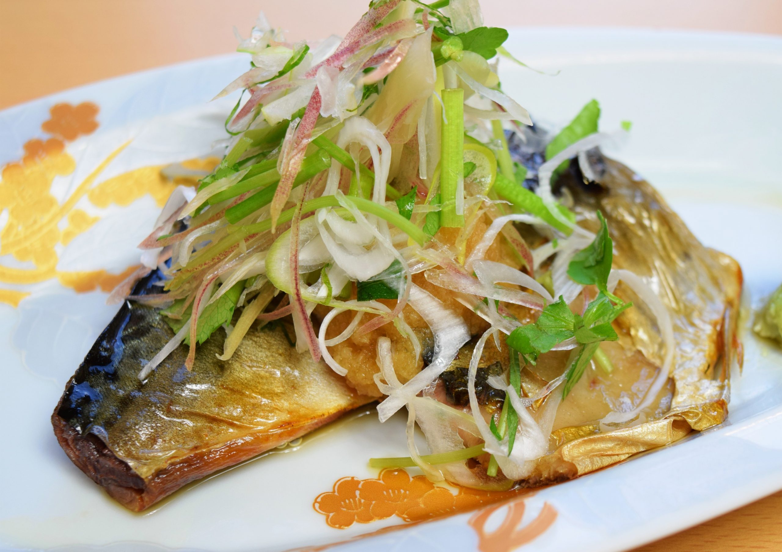 香草焼き ってどんな料理？簡単で美味しい作り方を食材別に紹介食・料理オリーブオイルをひとまわし