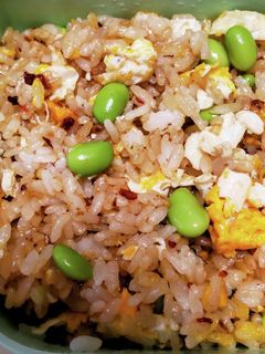 冷凍チャーハンってお弁当に入れられますか? - 入れられますけど、一度レンチ- Yahoo!知恵袋