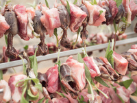 雀の丸焼き : it's lunch time