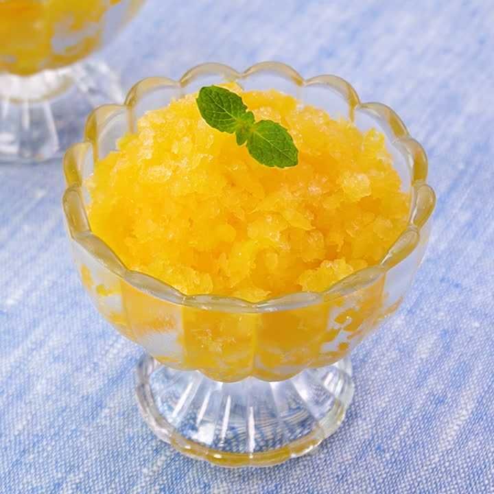 ✤くまもとクロッカン✤, フランス語の “カリっとした” という言葉が、そのままお菓子の名前となっているフランスの焼き菓子「クロッカン」。,当店では熊本県産の小麦粉やバターで作るパイ生地にアーモンドやクルミを入れ、ザクザクとした食感をお楽しみいただけるよう、しっかりと焼き上げてます。,ギフトに𝟹個入り・𝟻個入りもあります ,熊本市萩原町エヌオランジェットシフォンケーキ