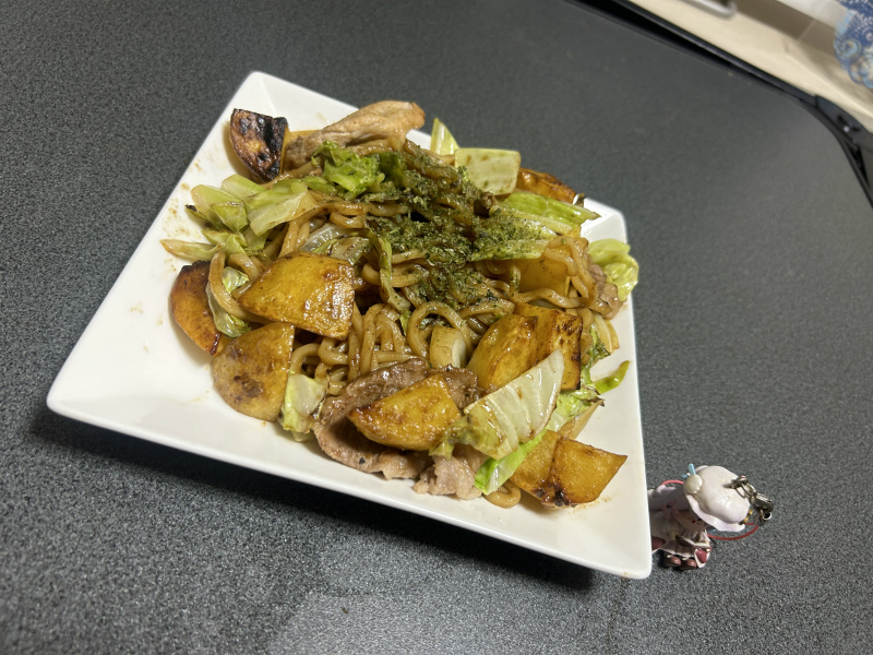 栃木県のグルメ♡B級グルメ‼️ じゃがいも入り焼きそば♡と２種類のソースで味わう♡いもフライ♡文ちゃんのブログ