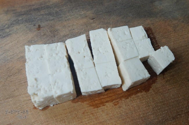 ☆ヤオコーの堅い豆腐 佐賀県産大豆 フクユタカ使用春日部の不動産情報なら「仲介無料ドットコム」へ