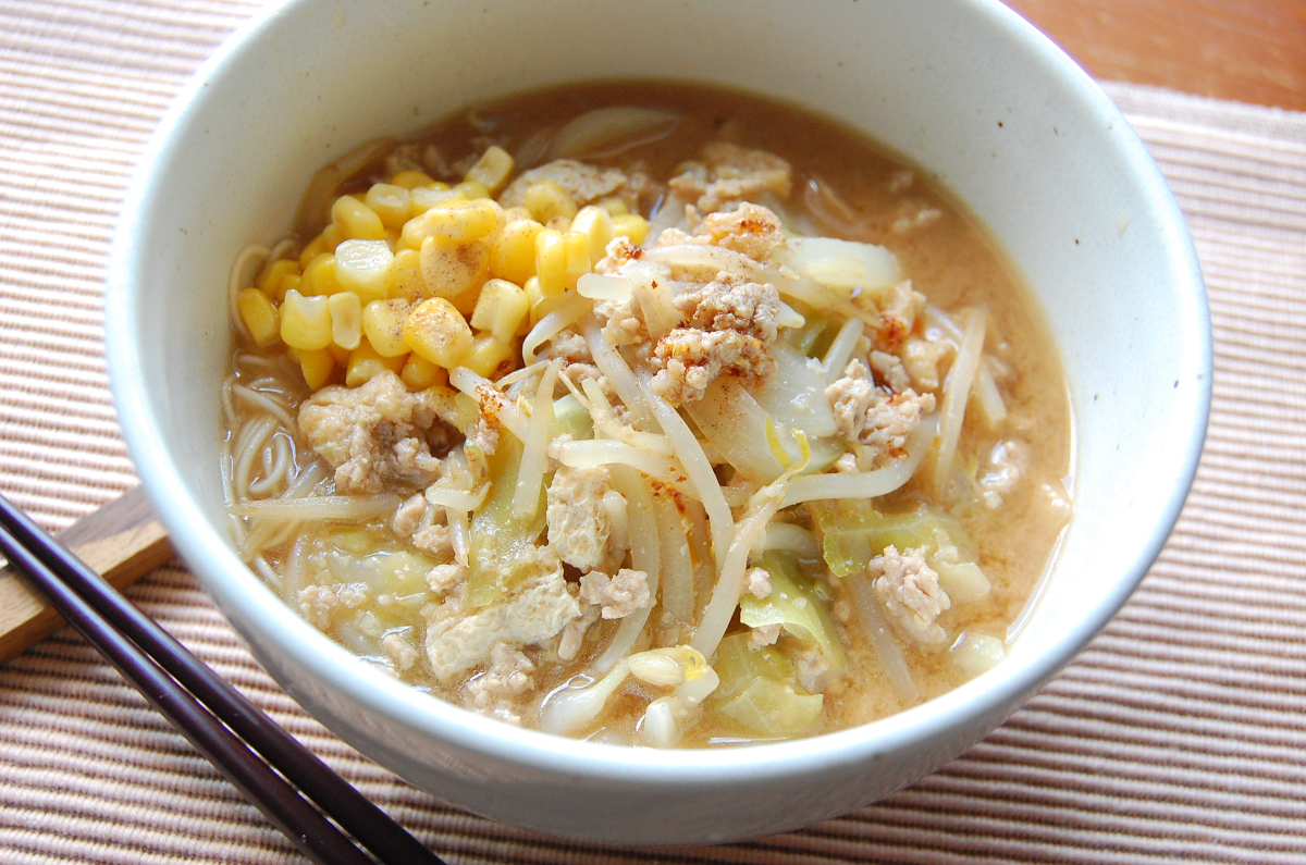 毎日食べても飽きない そうめん アレンジレシピ20選！余ったそうめんの活用方法もご紹介クラシル