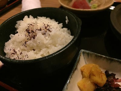 最新版 魚の棚商店街食べ歩き絶対に外さない5選,兵庫グルメ 兵庫ランチ 明石グルメ魚の棚商店街