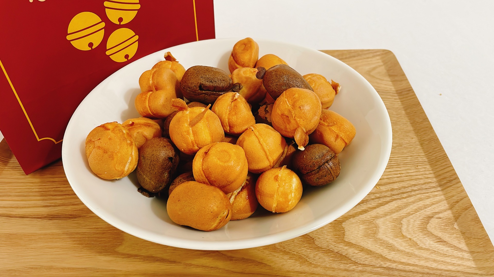 鈴カステラ ご愛食袋◇ 1袋28個入 プレーン: 和菓子「明月菓寮」京都の煎餅 せんべい あられ・おかき専門店 通信販売小倉山荘