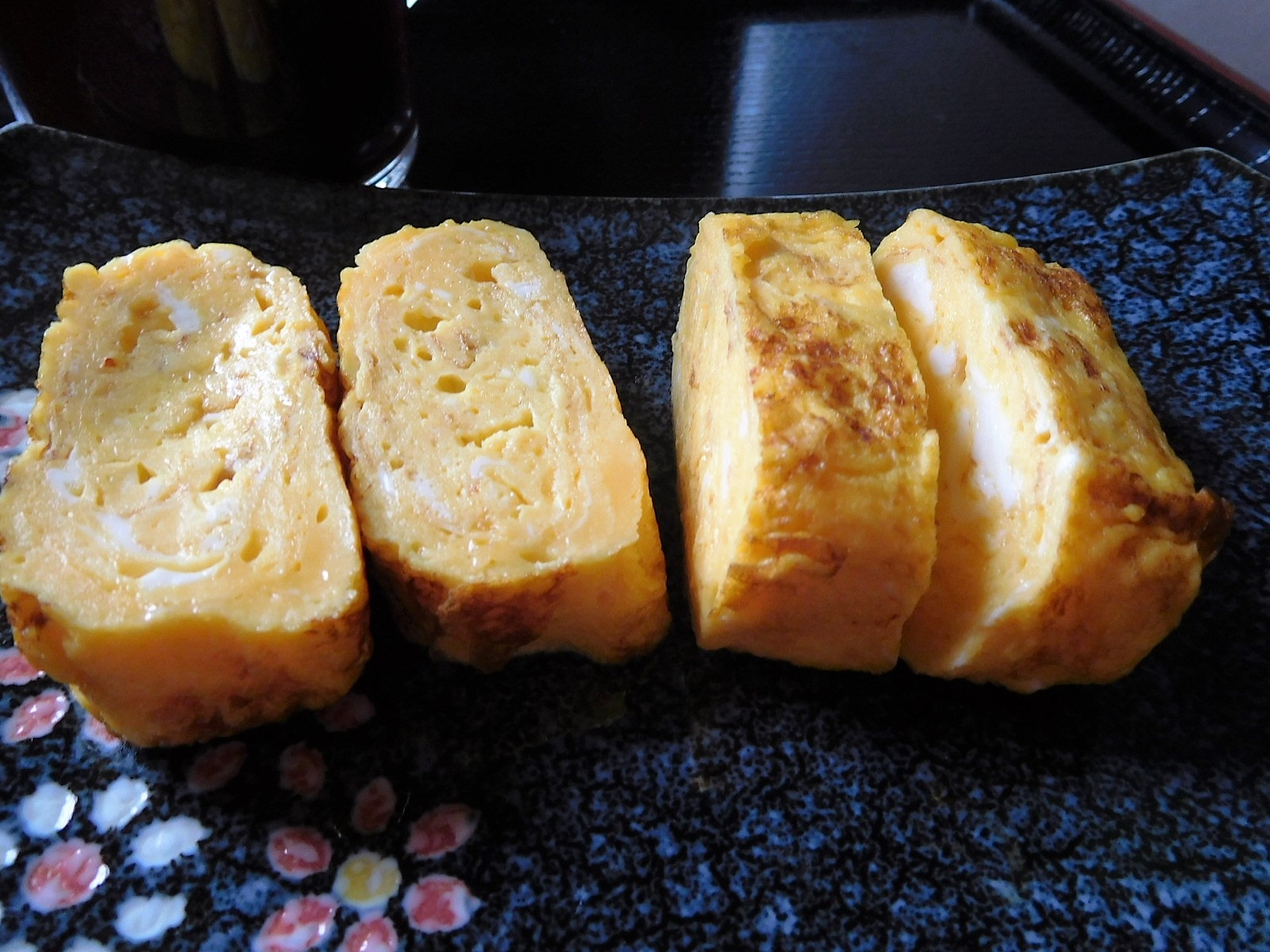 冷めてもふわふわ！甘い卵焼きの基本レシピ＆人気アレンジ5選