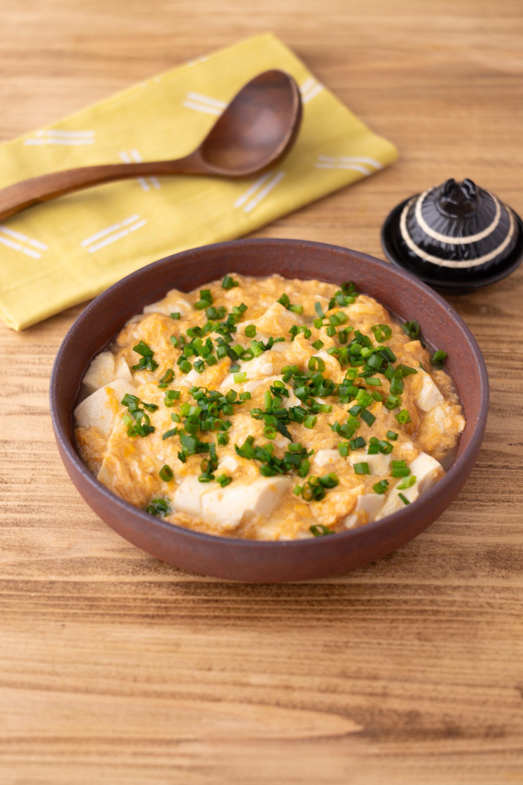 絹ごし豆腐と揚げ玉の卵とじ