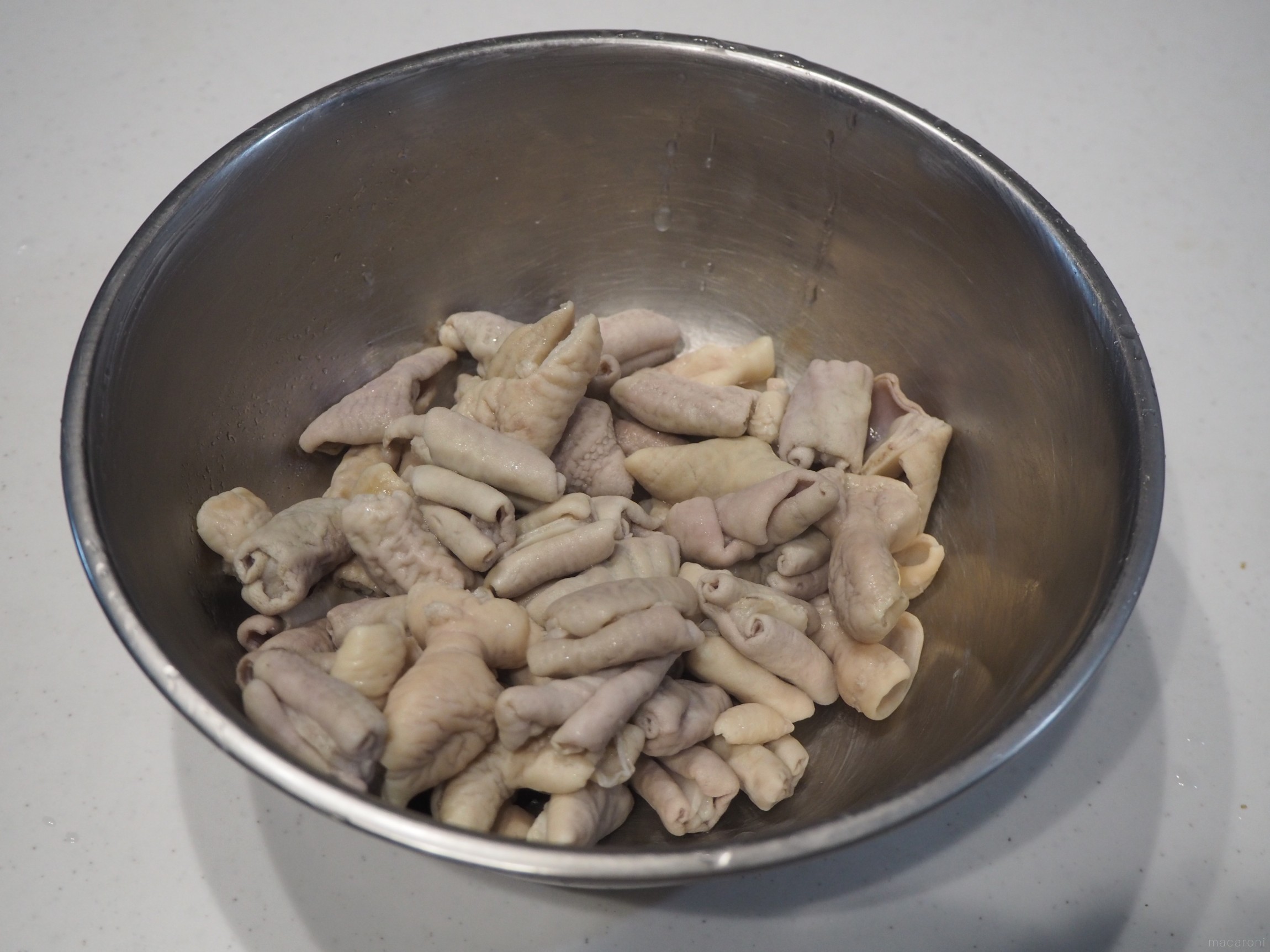 業務スーパー 冷凍豚ガツの下処理 裏技 直接に調理したらNG！ニオイを抑える方法スマート中華豚ガツホルモン