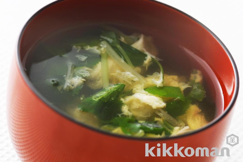 三つ葉のふわふわ卵とじ