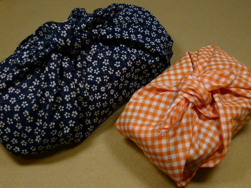 お弁当包みを手作り