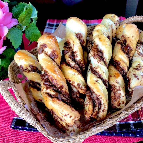 豆腐のねじりパンマロン味