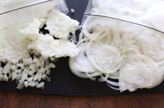 玉ねぎの保存方法長持ちのコツ湿気から守るクラシル