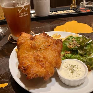 川崎市のビアバー、鹿島田駅「cafe CLUB KEY カフェ クラブ キイ 」さんと武蔵中原駅「CAGHIYA TAPROOM カギヤタップルーム 」さんのクチコミレポート。美味しいクラフトビールとハンバーガー、フィッシュ＆チップスが人気飲食店支援会社のひいきグルメブログ