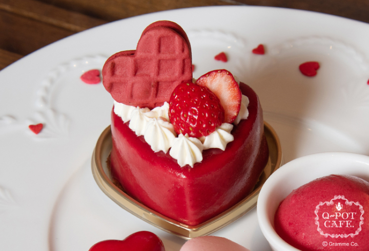 ハートの形がキュート！カフェコムサのいちごとチョコのバレンタインケーキウォーカープラス