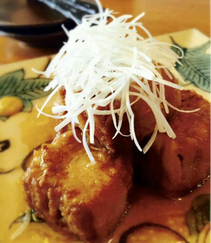 豚もも肉のサイコロステーキ、赤身肉でとってもヘルシー！柔らかく仕上げる裏技 - 魚料理と簡単レシピ