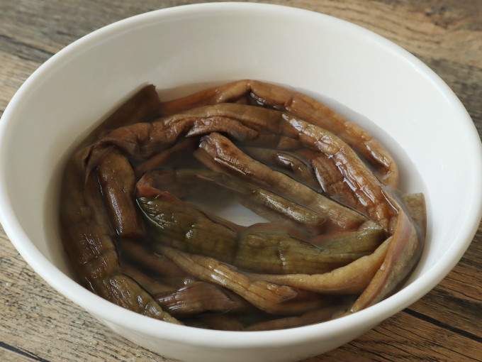 芋がらの炊いたん