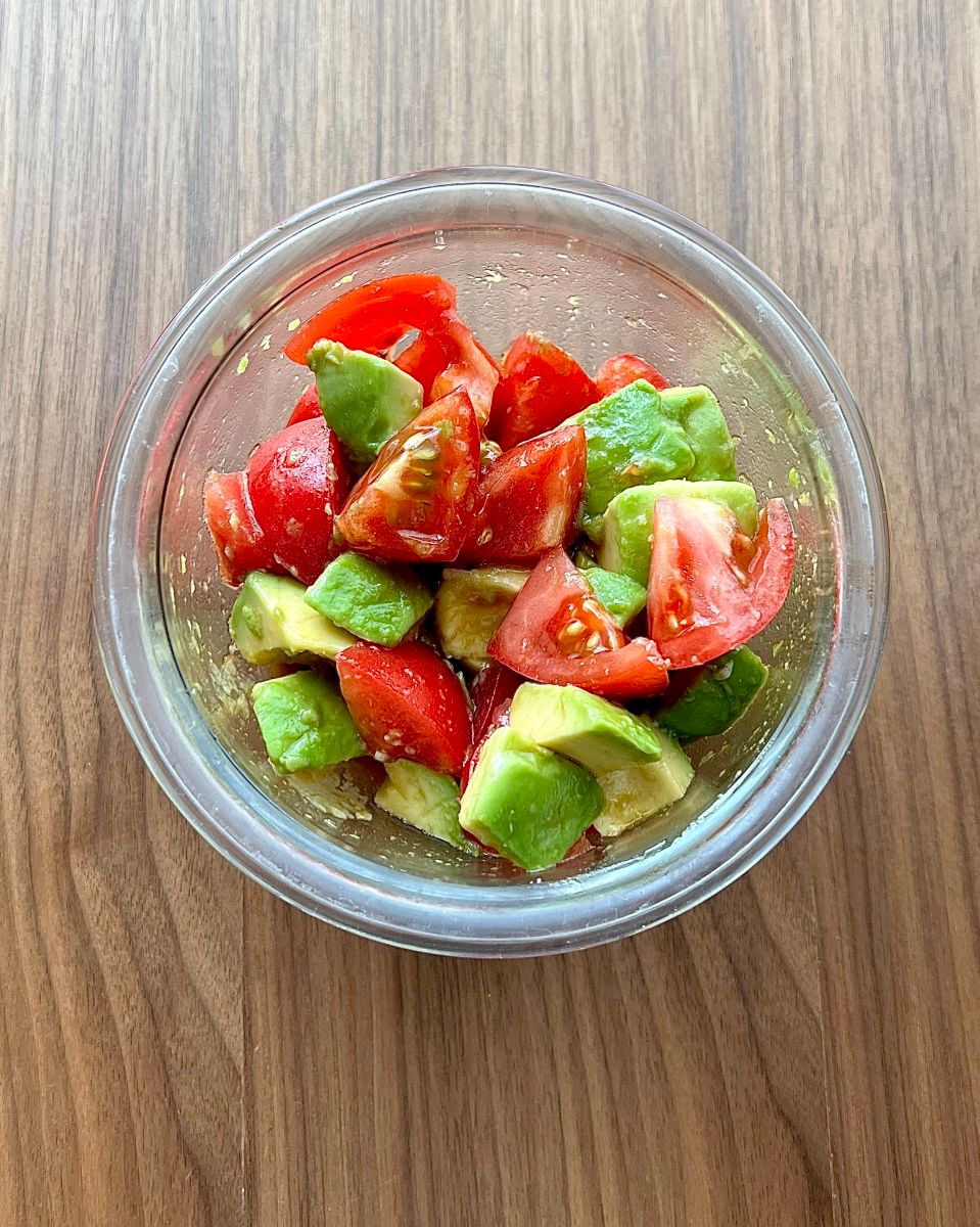 女子会におすすめ＊アボカドモッツァレラわさび醤油風味クラシル