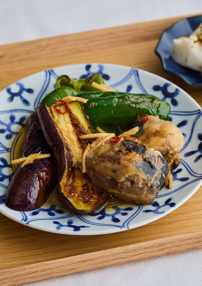 ピーマンとサバ缶の煮びたし丼 - 顔が見える食品