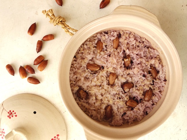 どんぐりを食べてみませんか？ デトックス効果抜群のスーパーフードは、縄文の味！ 季節・暮らしの話題 2015年11月02日- 日本気象協会tenki.jp