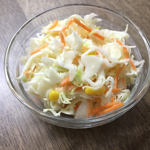 素材2つで簡単！ キャベツとコーンのカレーバター炒め