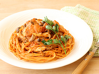 ワンパンで簡単に 鶏とキノコの和風パスタ