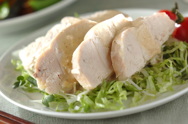 サラダチキン。 レンジで簡単 とブロたまサラダの晩ごはん。 : ちょりまめ日和ちょりママ 西山京子 オフィシャル料理ブログ Powered byライブドアブログ