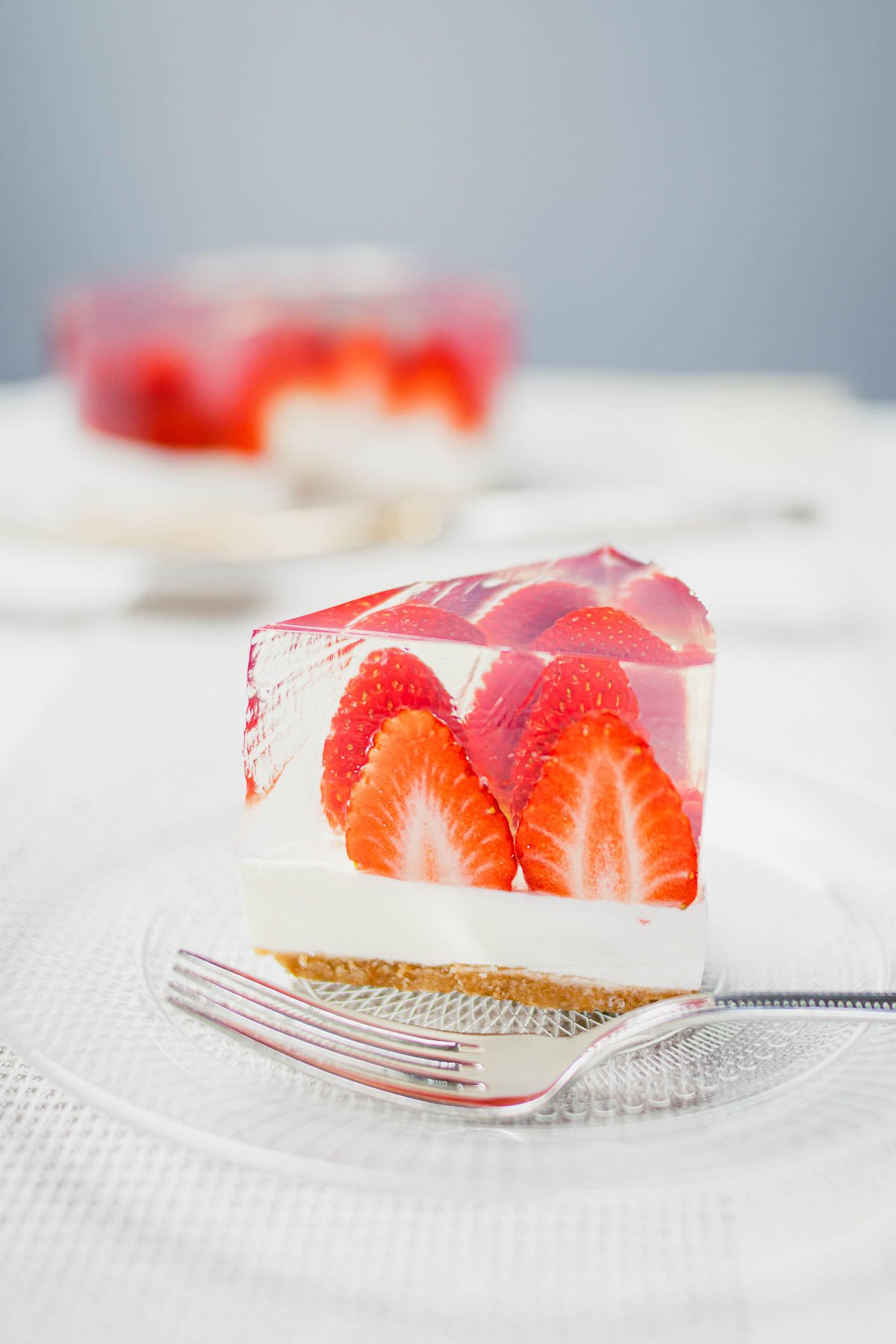 ICHIBIKO 全国のローソンにてICHIBIKO監修の商品15品を発売。定番のロールケーキやごろっとした果肉感を楽しめる苺ミルクなど苺づくしのラインナップ株式会社いいねのプレスリリース