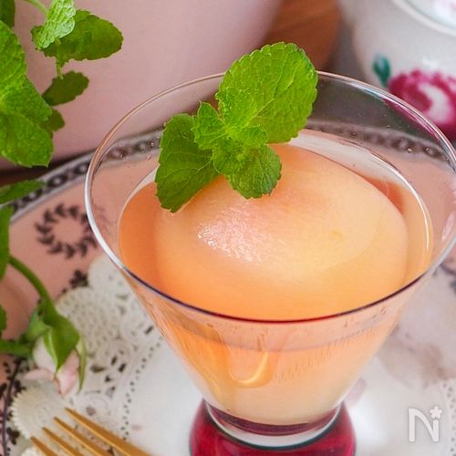 ぷるん♪桃のコンポートゼリーwithヨーグルト♡