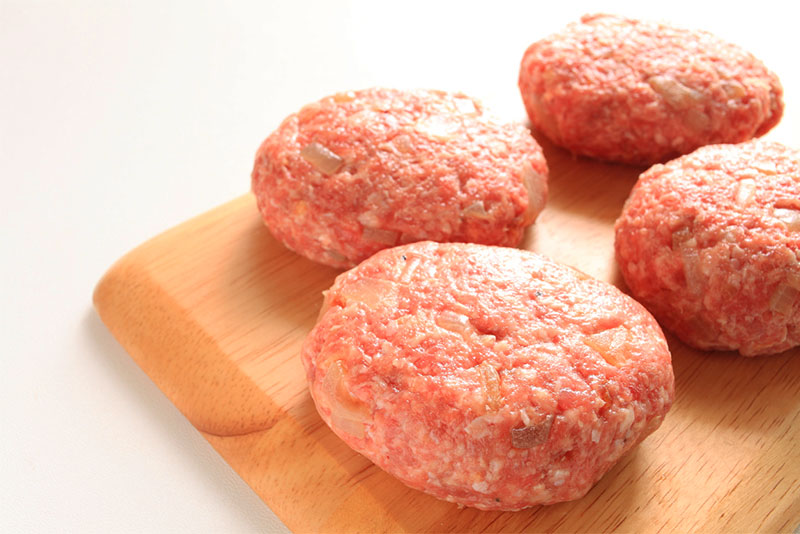 作り過ぎても大丈夫！美味しさをキープする豆腐ハンバーグの保存方法食・料理オリーブオイルをひとまわし