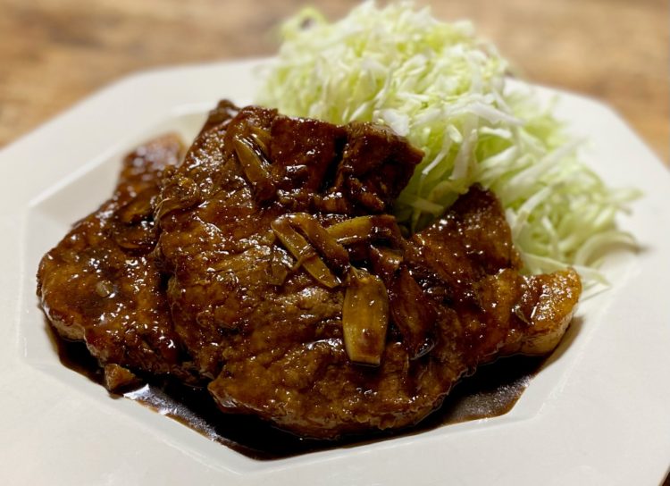 お酒がすすむ絶品ソースが決め手！三重県名物の「トンテキ」レシピ集キナリノ