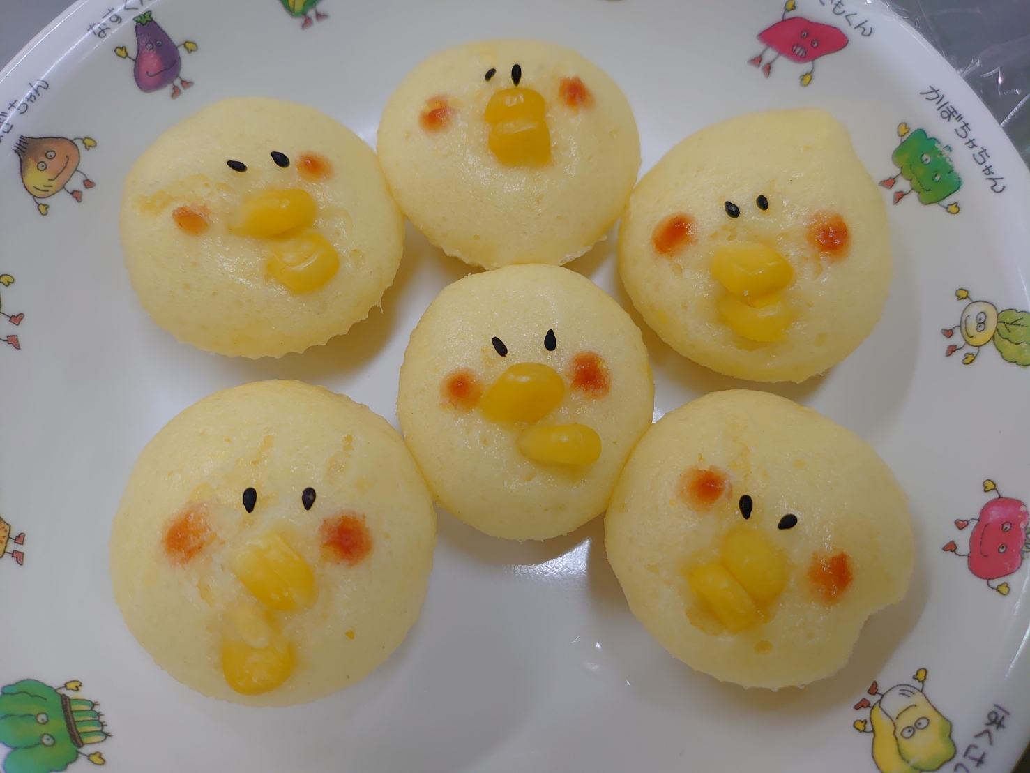 5月お誕生日会メニュー ～はらぺこあおむしごはん～ - 中清戸保育園