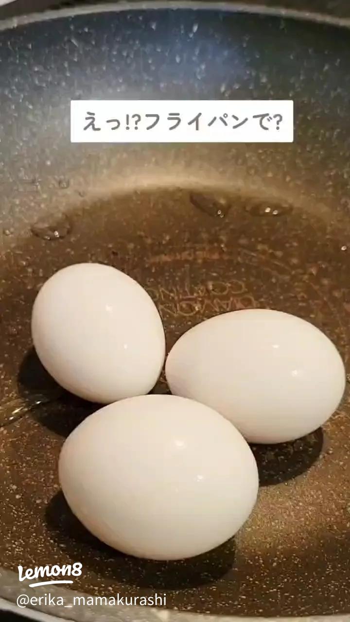 アサヒ軽金属工業 公式皆さんは、ゆで卵をどうやって作っていますか？ たっぷりのお湯を沸かしてゆでるのが一般的ですが、 アサヒの万能フライパン「オールパン」なら、加える水はなんと、たった1 2カップ! 卵の数も、食べたい分だけ、フライパンに入る数だけOK